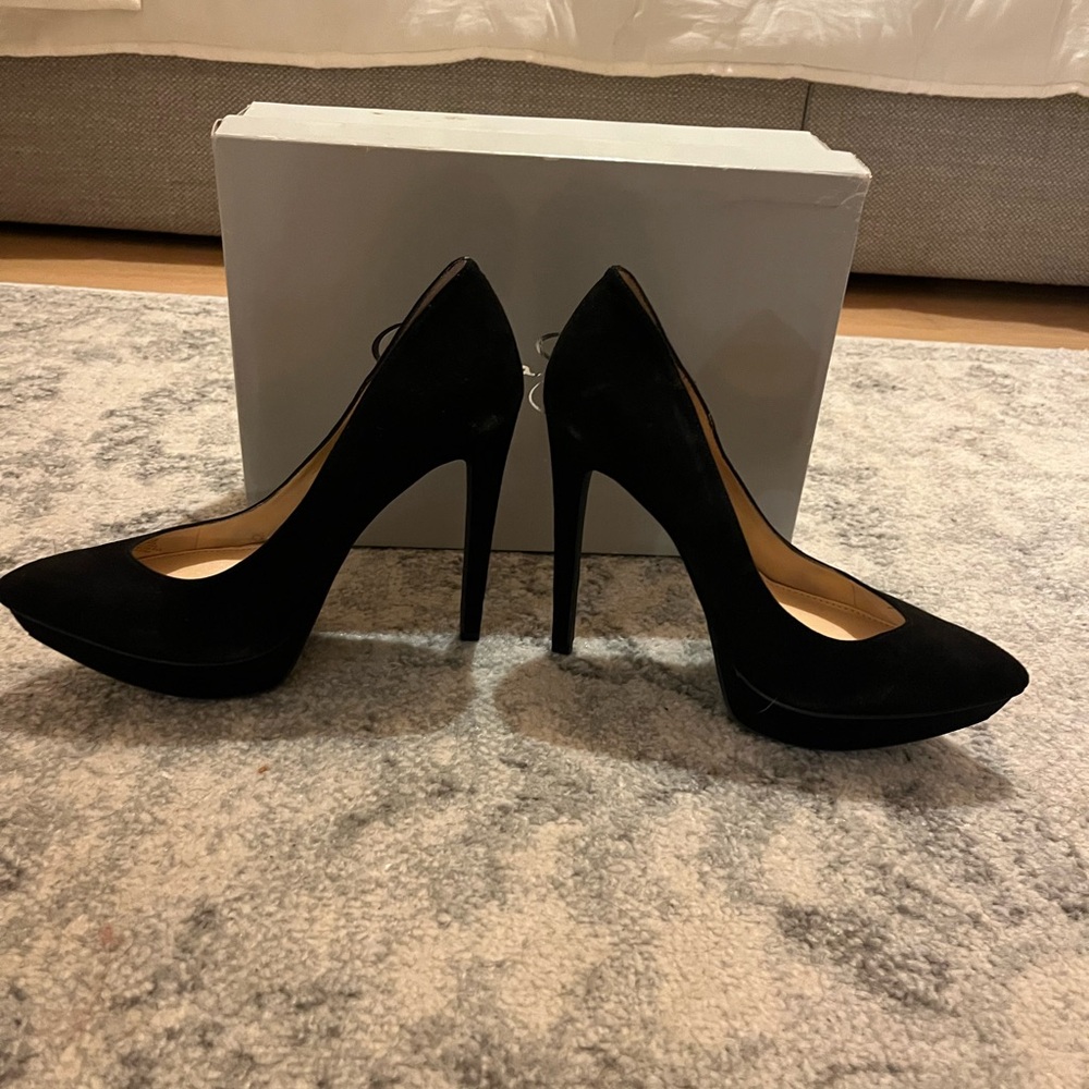 Jessica Simpson Classic Black Heels